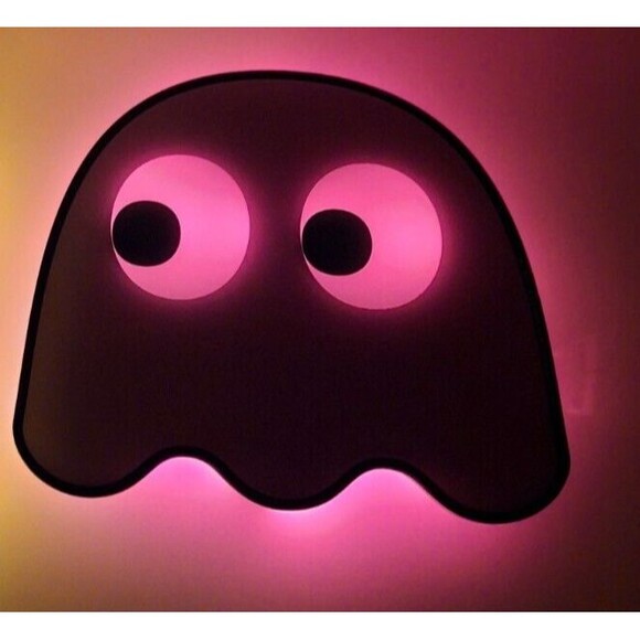 Blinky Red Ghost Light Up Silhouette 8" Wall Sign Works Bandai Namco Retro - Picture 2 of 7
